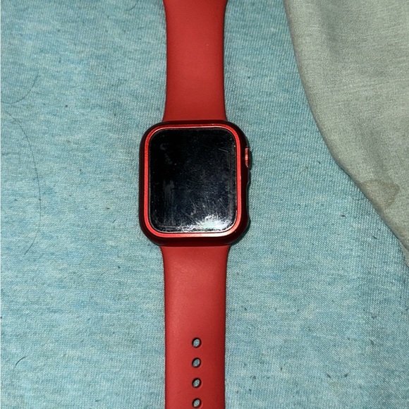 Apple Watch Series 6 RED - Picture 1 of 2